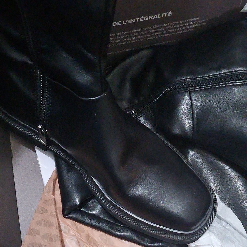 Black Over-the-Knee Women's Boots - Picture 5 of 7